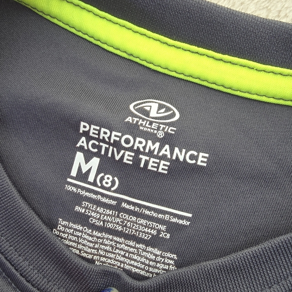 Athletic works Performance Active Tee size medium - Picture 4 of 5
